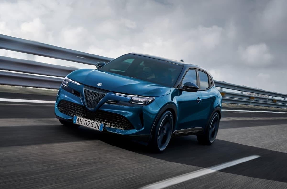 Alfa Romeo アルファロメオITALY イタリア本国仕様車AUTO SPEC.アウトスペック