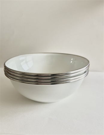 重なったコップの外し方はコレ！素材別のコツと注意点も解説 - 気になるアノこと