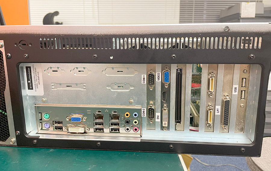 GIGABYTE仮想化機能 VT を有効する方法