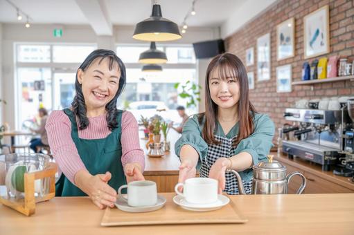 相手は若い女と飲みたいだけ！「ムダ接待」がこの世からなくなればいいのに：telling, テリング