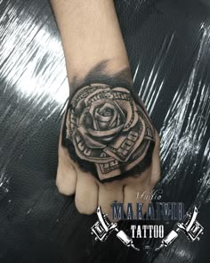 薔薇と札束のタトゥー。Tattoo Base T.R.A.P. -The.Riot.At.Punker-