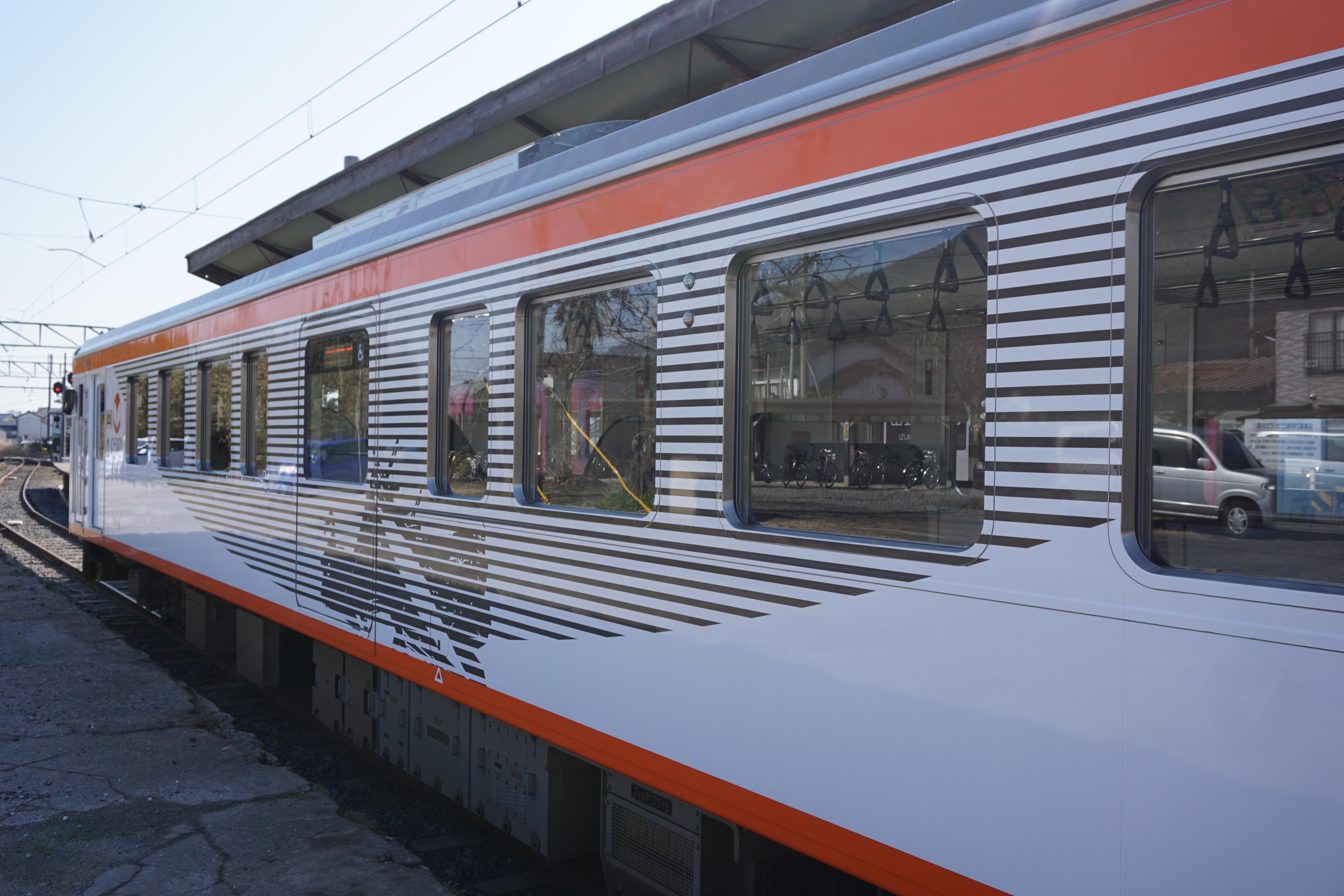 京王線での究極の詰め込み車両はどれか : もやしの京王解説