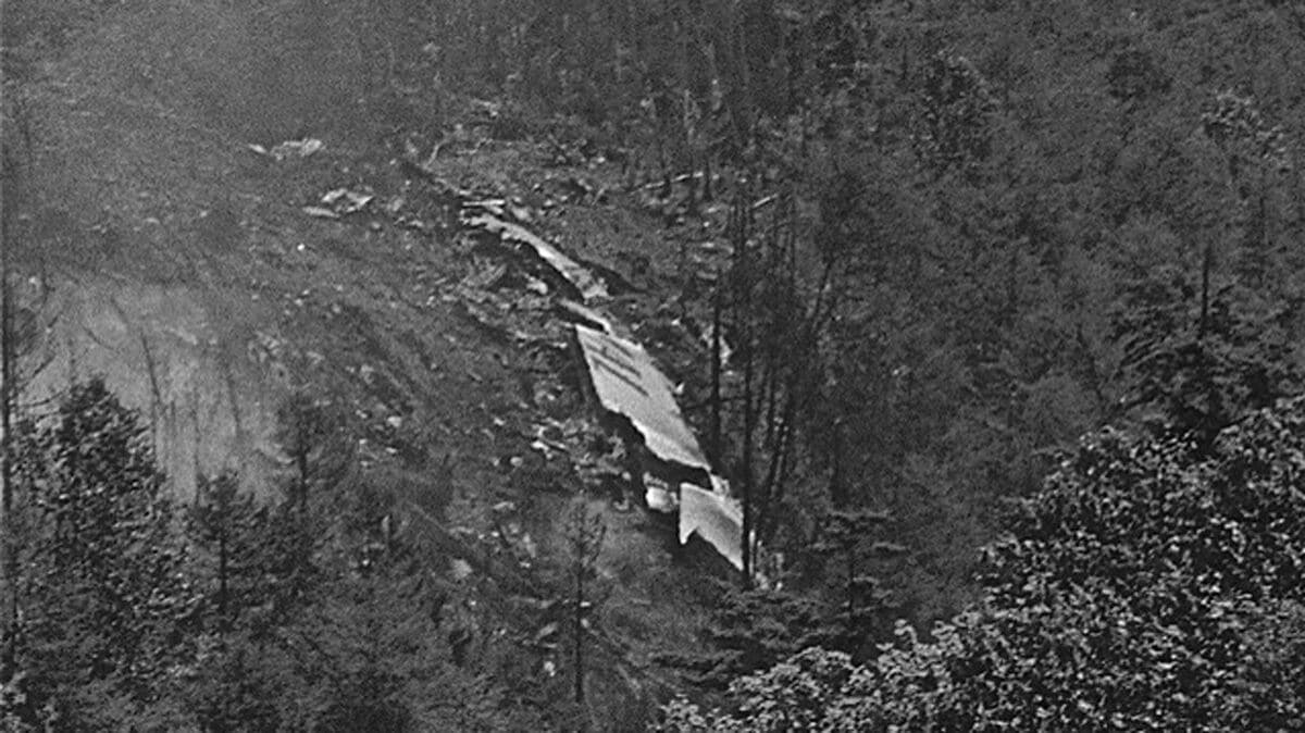 日航機墜落事故の真実を追求する