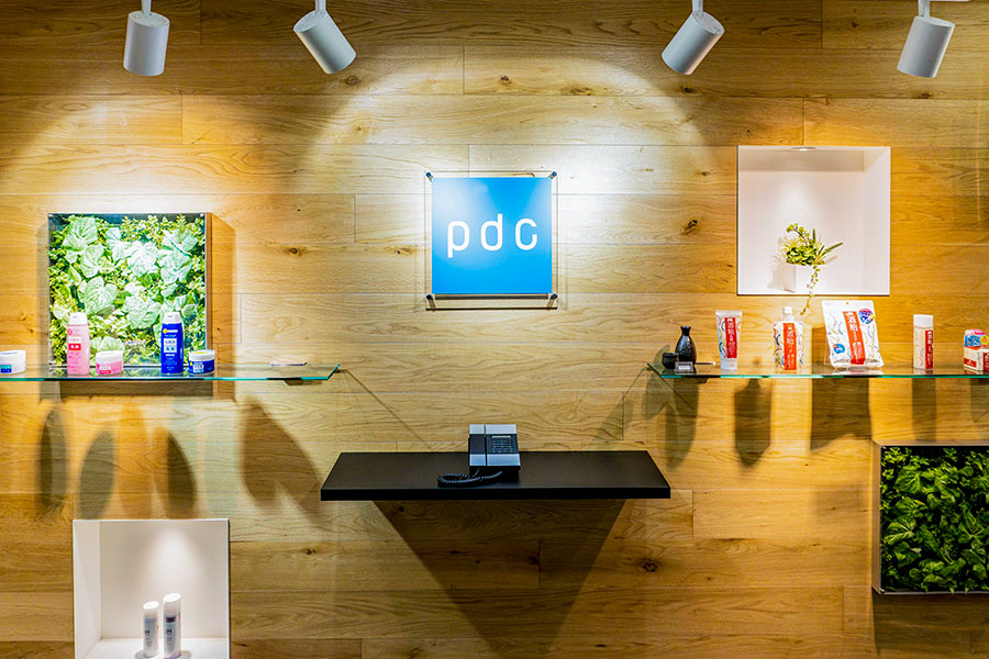 おしゃれなオフィスエントランス・受付デザインのポイントと施工事例オフィスデザインから内装工事までワンストップで対応 TRUSTオフィス