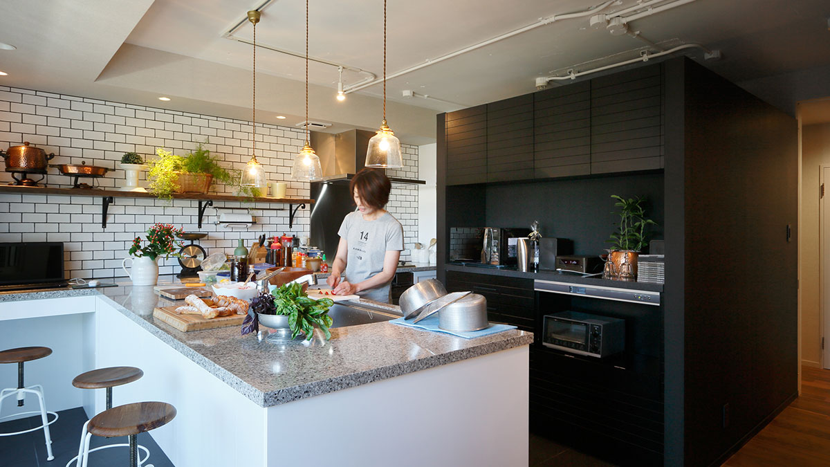 知っておきたい！マンションのキッチンリフォームの費用と工期、注意点はSUUMOお役立ち情報