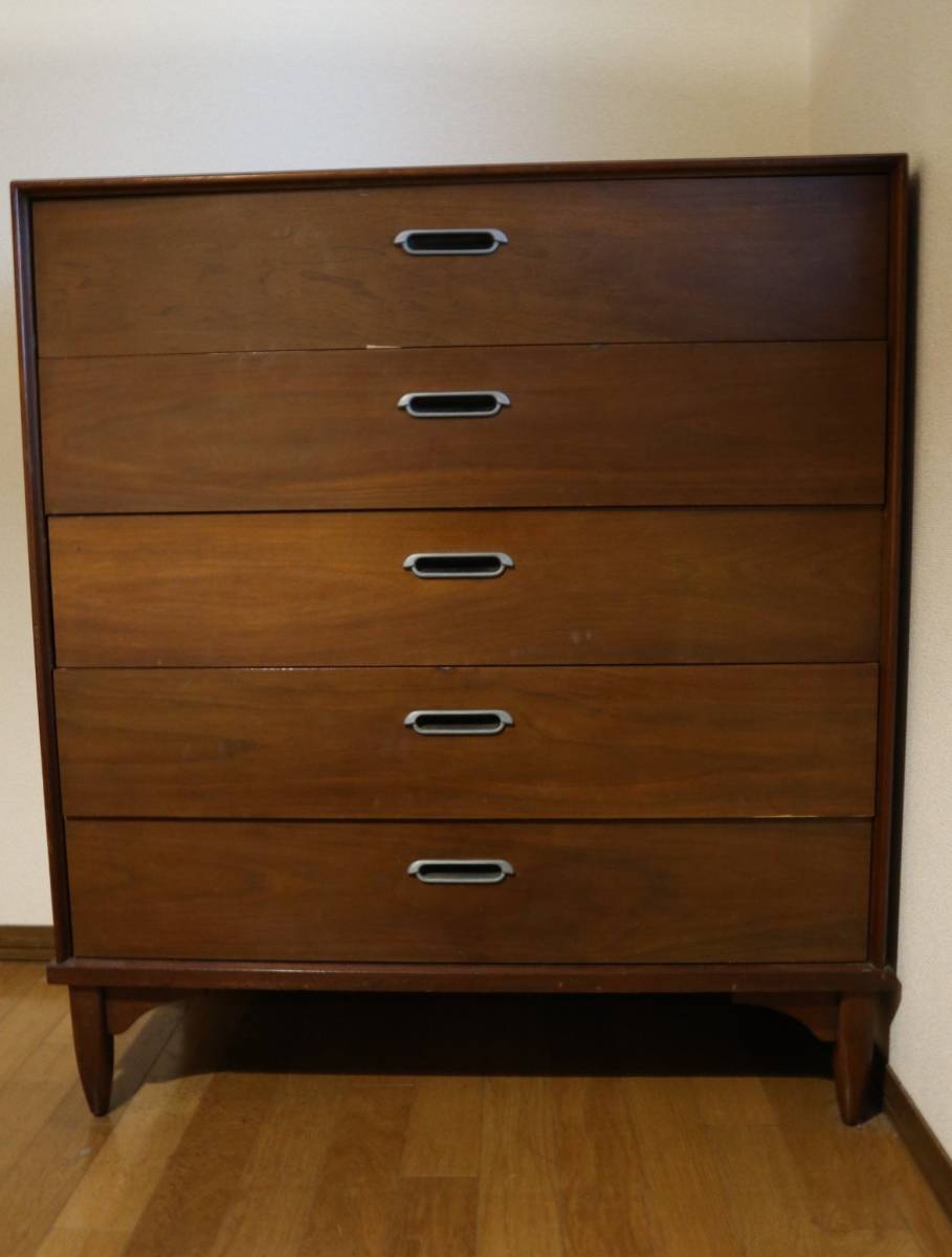 米軍基地のあるミリタリーの街、東京・福生。ヴィンテージ名店が教えてくれた名作とは？ アウトドアギアさんぽvol.3キャンプ・アウトドア情報メディアhinata