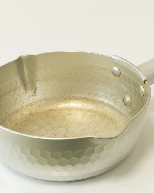 アルミ鍋の黒ずみには害がある？重曹やレモン、クエン酸で元通り？主婦わざ主婦業を楽しむ秘密の知恵袋