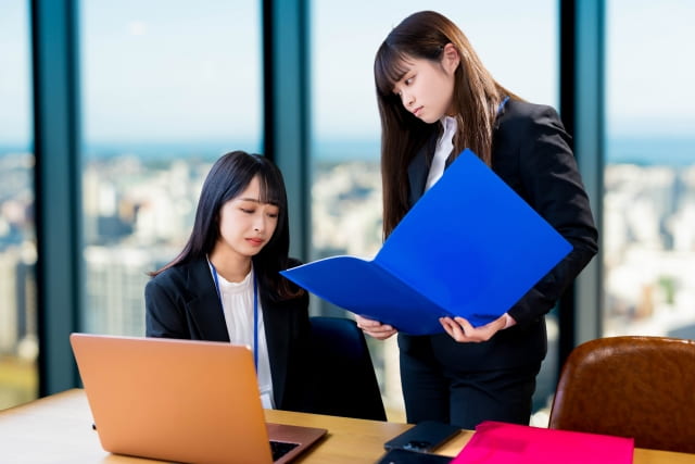 レベルが低い職場にいるといくら優秀でも年収は上がらない。理由と対策は？ - Ryst work-リーストワーク