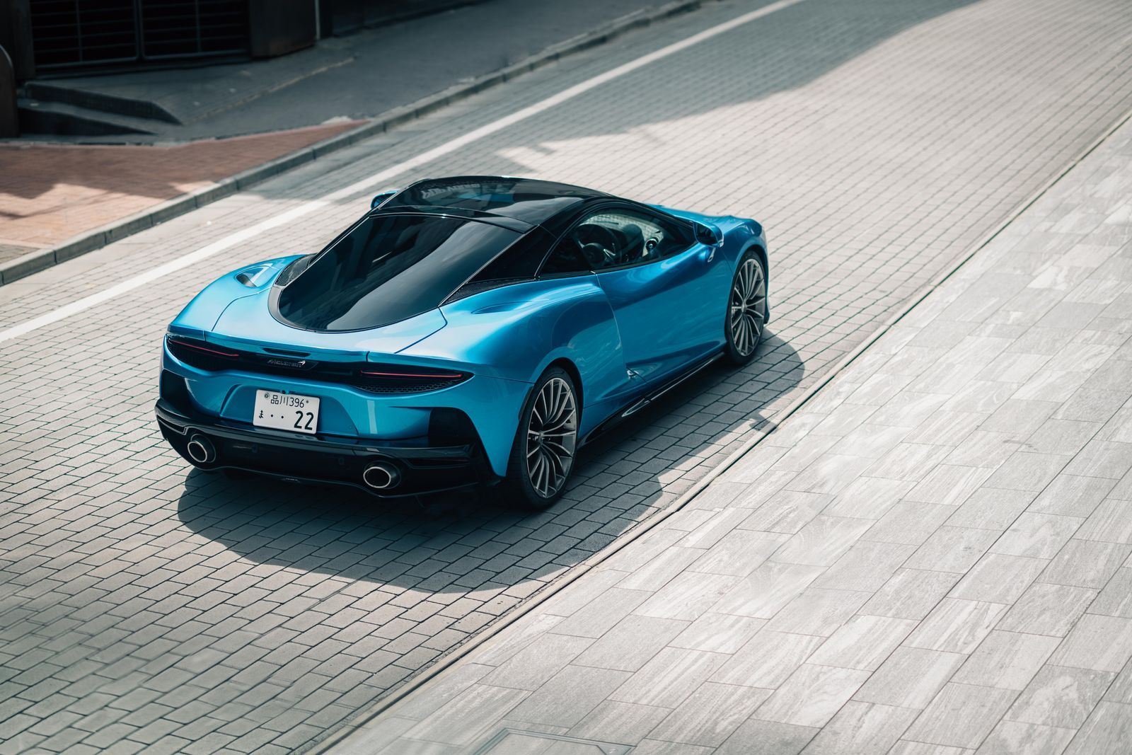 約3億円と新車価格の3倍になったマクラーレン「P1」は、フェラーリ「デイトナ」と同じパターンのシートなどオプション満載でしたAUTO MESSEWEB オートメッセウェブ〜クルマを文化する