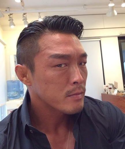 震災刈り 刈り上げ 20代30代 ビジネスヘアスタイル新潟、新潟市の理容室、床屋 HAIR&GROOMING YOSHIZAWAInc.BANDAI ヨシザワインクバンダイ ビジネスマン・大人の男性に大人気メンズグルーミングサロン