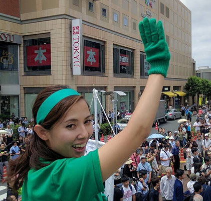 バイト 業務内容は“選挙カーのウグイス嬢”！？主人公は無事仕事をまっとうできるのか ？ - モデルプレス