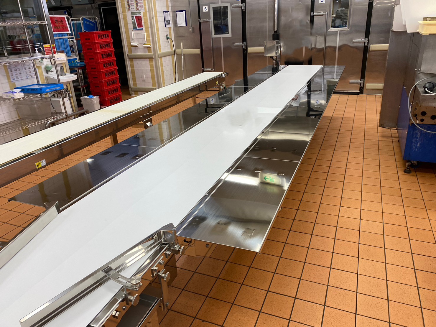 サニタリーコンベア 食品工場用 PC 加工工場用精肉加工機器、食品加工機械の平井カンパニ