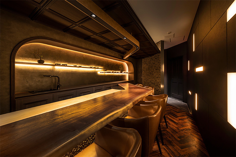 業種別 飲食店のカウンターの高さの平均を徹底解説！居心地のいいカウンターのポイントとは名古屋の店舗デザイン設計事務所株式会社TO