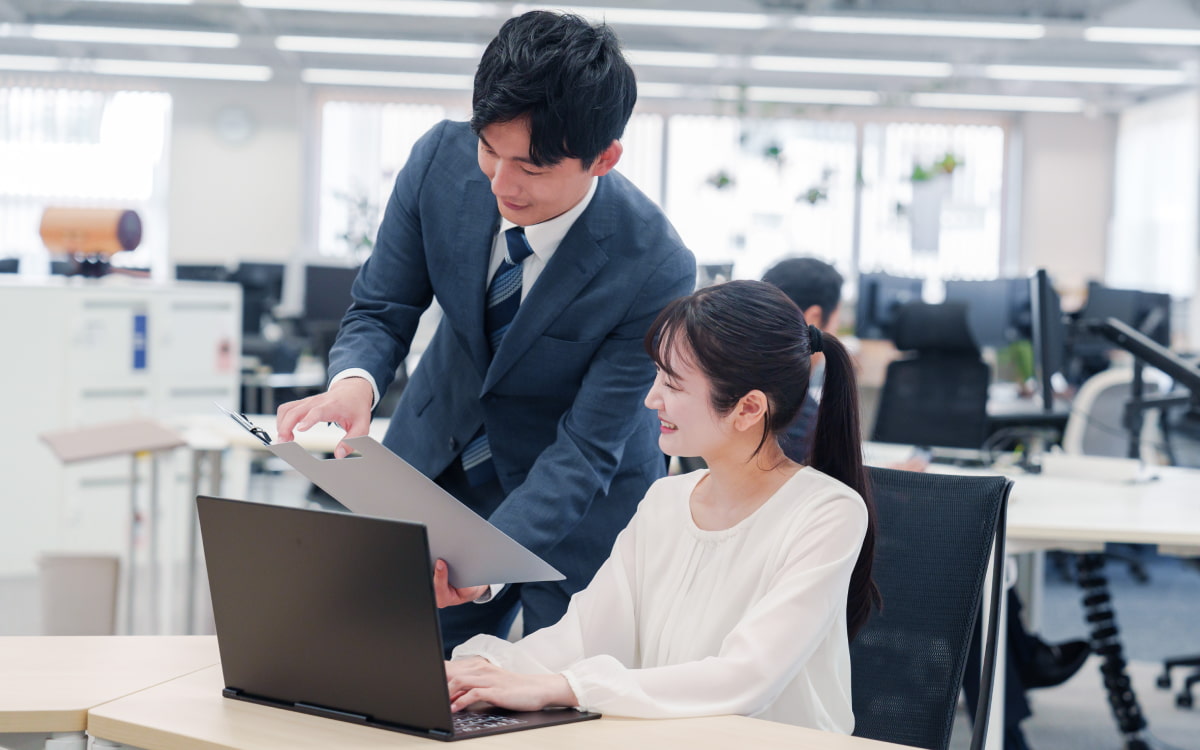 職場で好きアピールをするのはアリorナシ？ 女性100人に聞いた 上手な気持ちの伝え方や注意点も紹介Domani