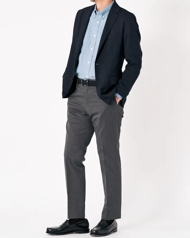 グレージャケットコーデ23選！年代＆季節別におしゃれな着こなし方のコツを解説 - ENJOY ORDER Magazine