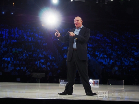 マイクロソフトCEOスティーブ・バルマーが1年以内に引退すると発表 - 週刊アスキ