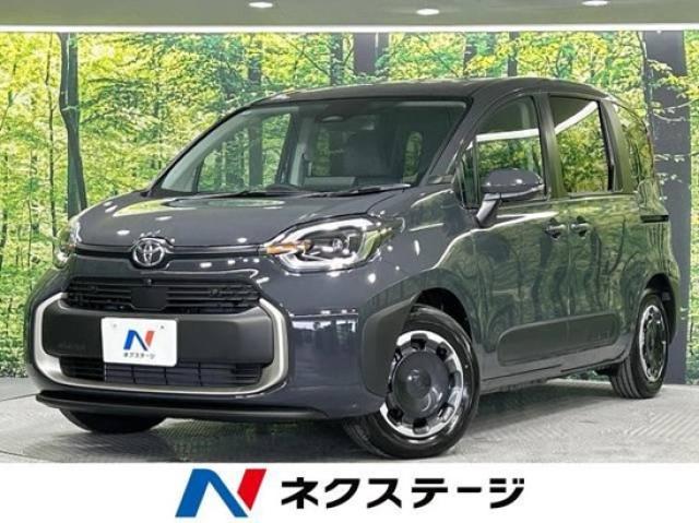 新型シエンタDEBUT, 8月5日、シエンタを一部改良するとともに、コンプリートカー