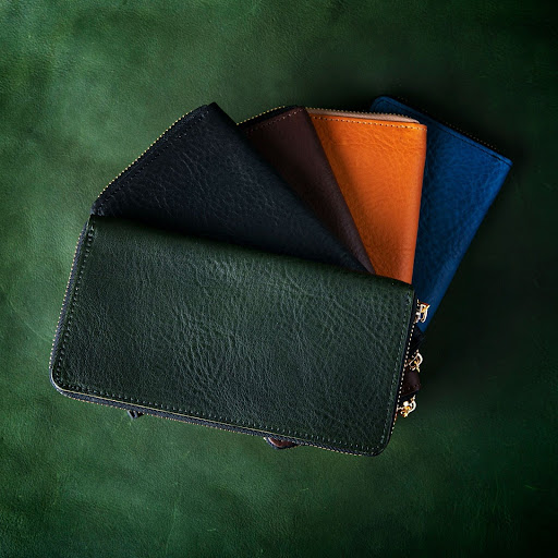 2025年の財布の買い替えに一番いい日はいつ？おすすめの開運日と買い替え時期の見極め方 – VIA DOAN ヴィア ドアン