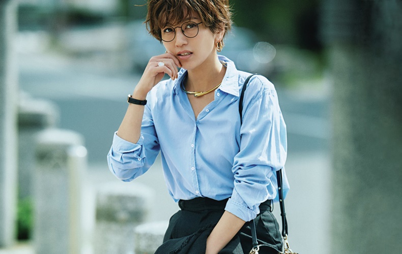 完全ガイド 就活女性のためのリクルートスーツ選び＆業界別コーデ術を紹介 - ENJOY ORDER MAGAZINE Ladies