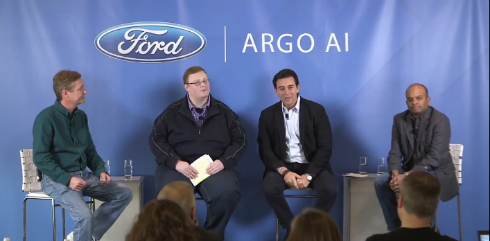 フォード創業家会長「自分の出番」、巻き返しに意欲 - WSJ