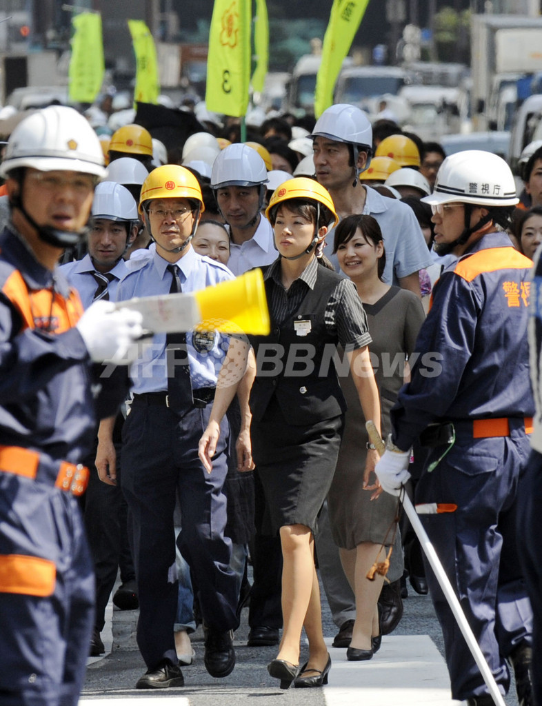 百貨店社員の仕事内容・なり方・年収・資格などを解説職業情報サイト キャリアガーデン