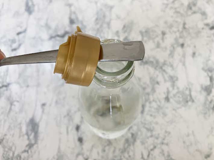 「教えて!gooウォッチ」でやってみた!!🥣, ピタッとはまってしまった食器を外す方法, https:bit.ly goo-watch0424,, 食器を洗っている時に、食器と食器がピタッとはまって取れない状態になったら ちょっと焦りますよね。,そんな時にどうすればいいのか、「教えて!goo」の中で見つけたアドバイスを参考に、身近なものを使って外す方法を試してみました！goo