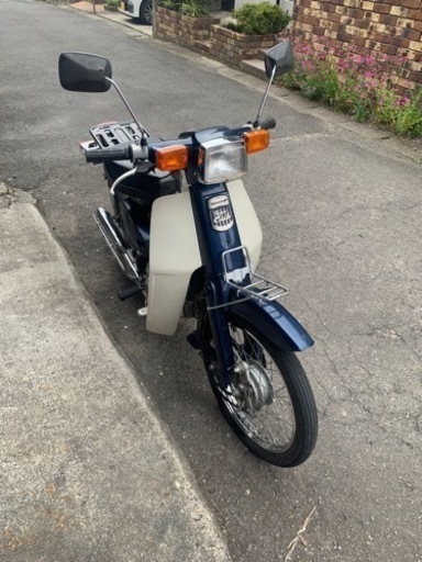 スーパーカブ５０・カスタムc50cm8新車大型二輪 中型二輪だけでなく、中古原付からスクーターまで販売。三重県名張市Empty