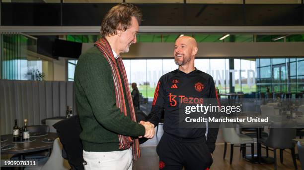 マンＵ買収合戦に終止符、英富豪ラトクリフ氏が株式取得を完了 - Bloomberg