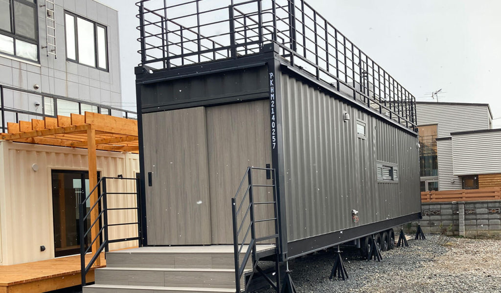 おしゃれなコンテナハウスの魅力と価格！中古コンテナには住める？後悔しないためのQ＆ASUUMOお役立ち情報