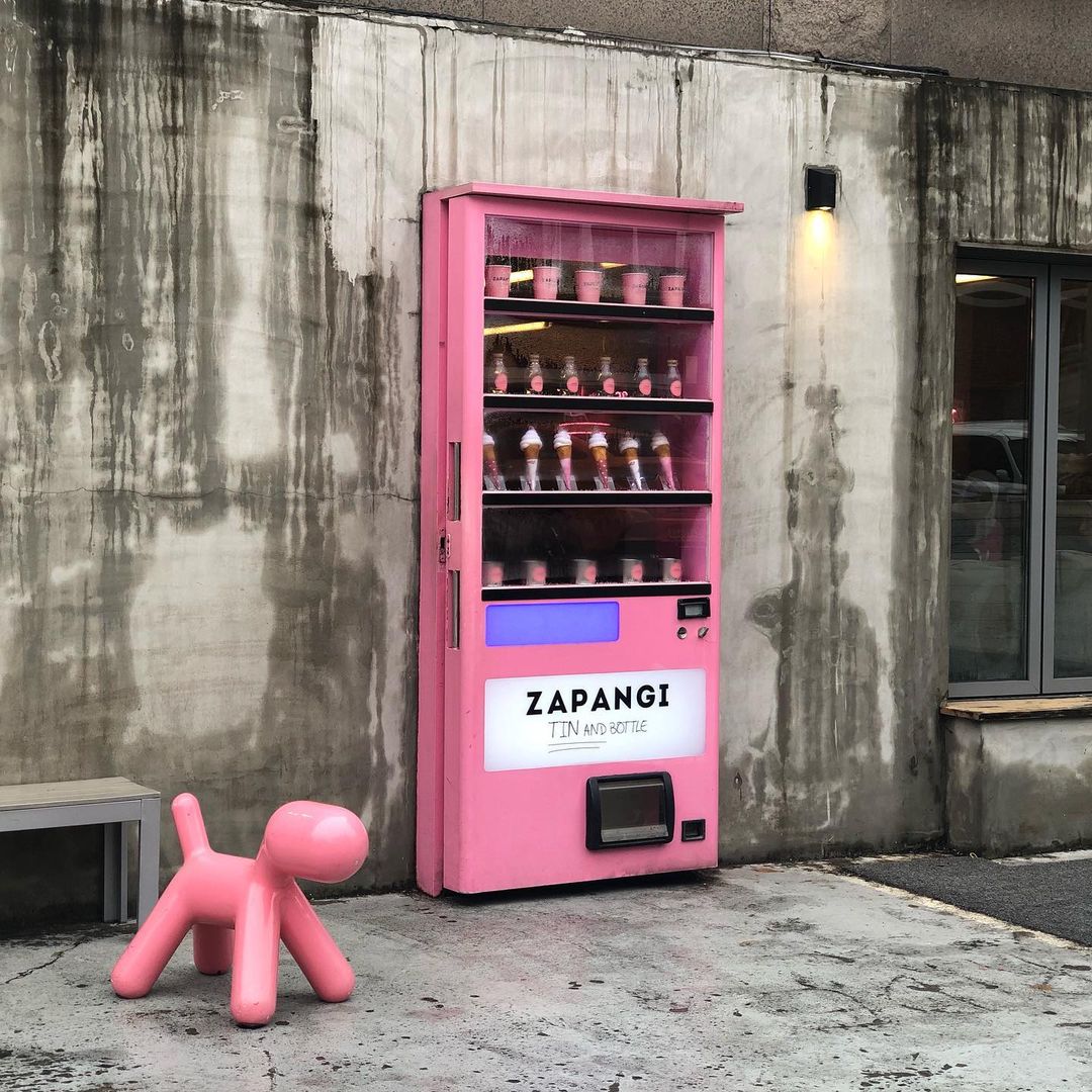 石川・金沢 最新のグルメ自販機10選！うどんからお好み焼き、ステーキまで、進化系自販機が勢揃い！ - 週末、金沢