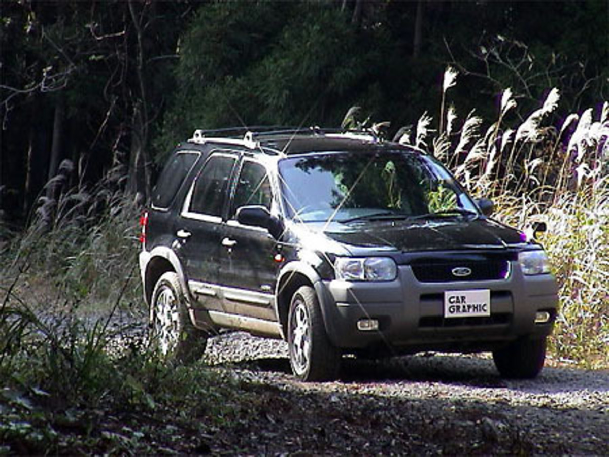 2020 Ford Escape 画像約60kmのモーター走行が可能な新型フォード・エスケープ・プラグインハイブリッドが登場clicccar.com
