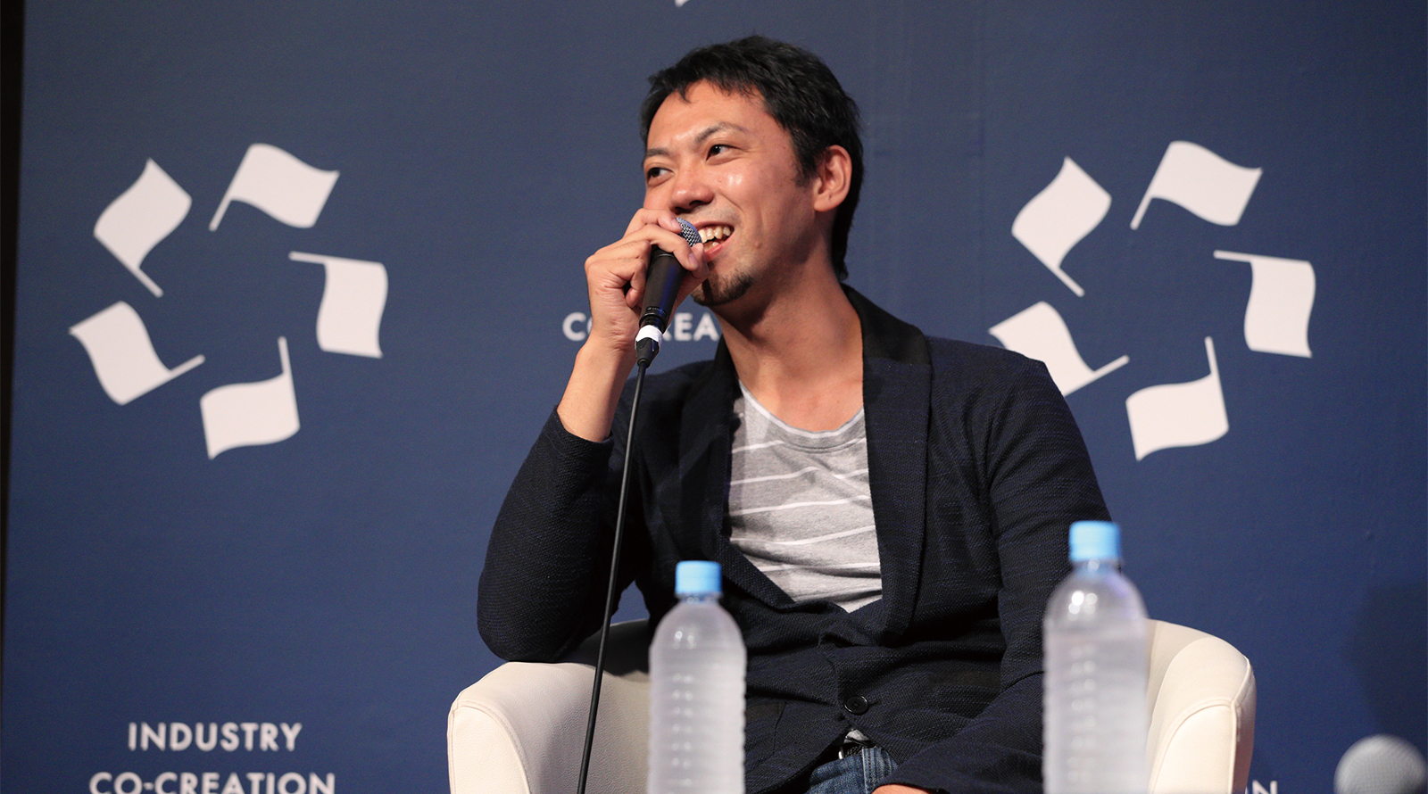 ベンチャー企業の管理職育成は社長自らリードする -会社を成長させるために自ら構築した管理職育成の仕組み。 すべては繋がっている。-マネディク管理職育成支援サービス