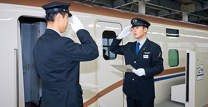 しごとへの道 パン職人 新幹線運転士 研究者 大ピンチずかん 鈴木のりたけ 2冊の通販 by Maき's shopラクマ