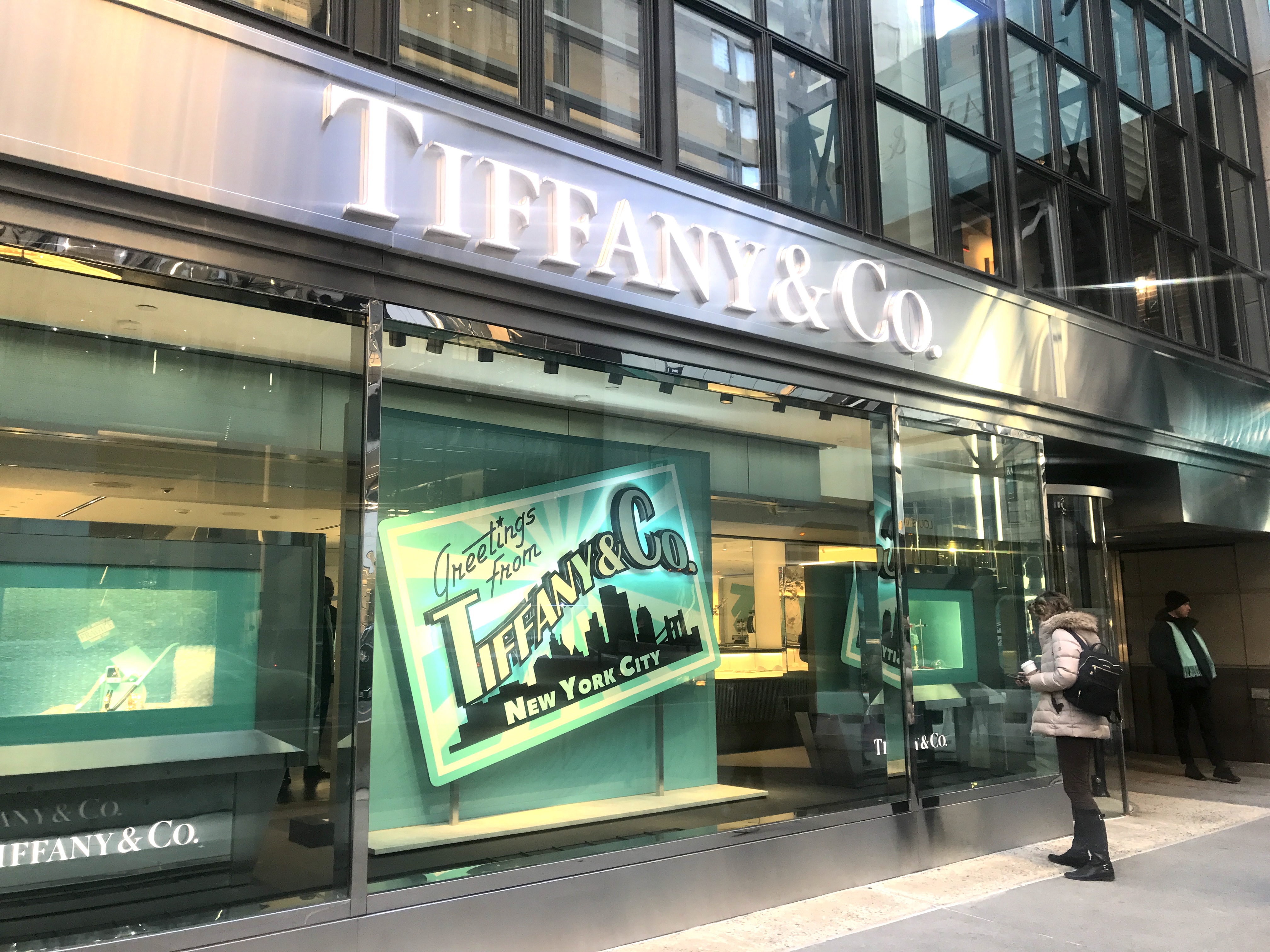 ティファニー ニューヨーク本店 五番街『ティファニーで朝食を』の舞台 - Petite New York