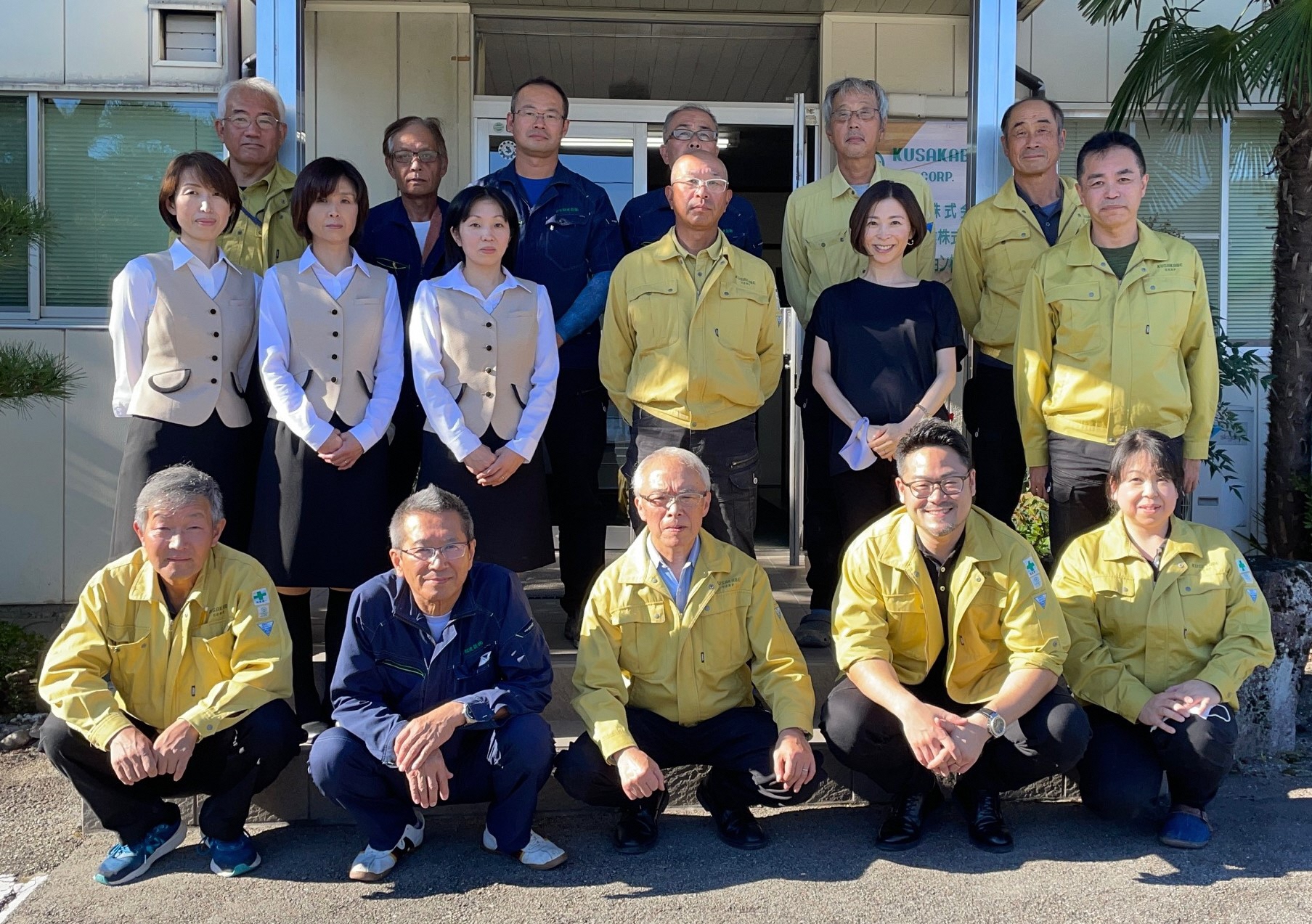 日下部建設株式会社 R+house飛騨下呂市・高山市・飛騨市・郡上市の新築注文住宅. 忙しい毎日の中でも、家族との時間を大切にしたい。対面キッチンなら、料理をしながら自然と家族とのコミュニケーションが生まれます。対面キッチンキッチン特集 ______