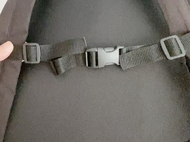 売り場 ダイソーで買った肩ずれ防止ベルト。なで肩民のストレス解消してくれるくらしとふわっと100均ブログ