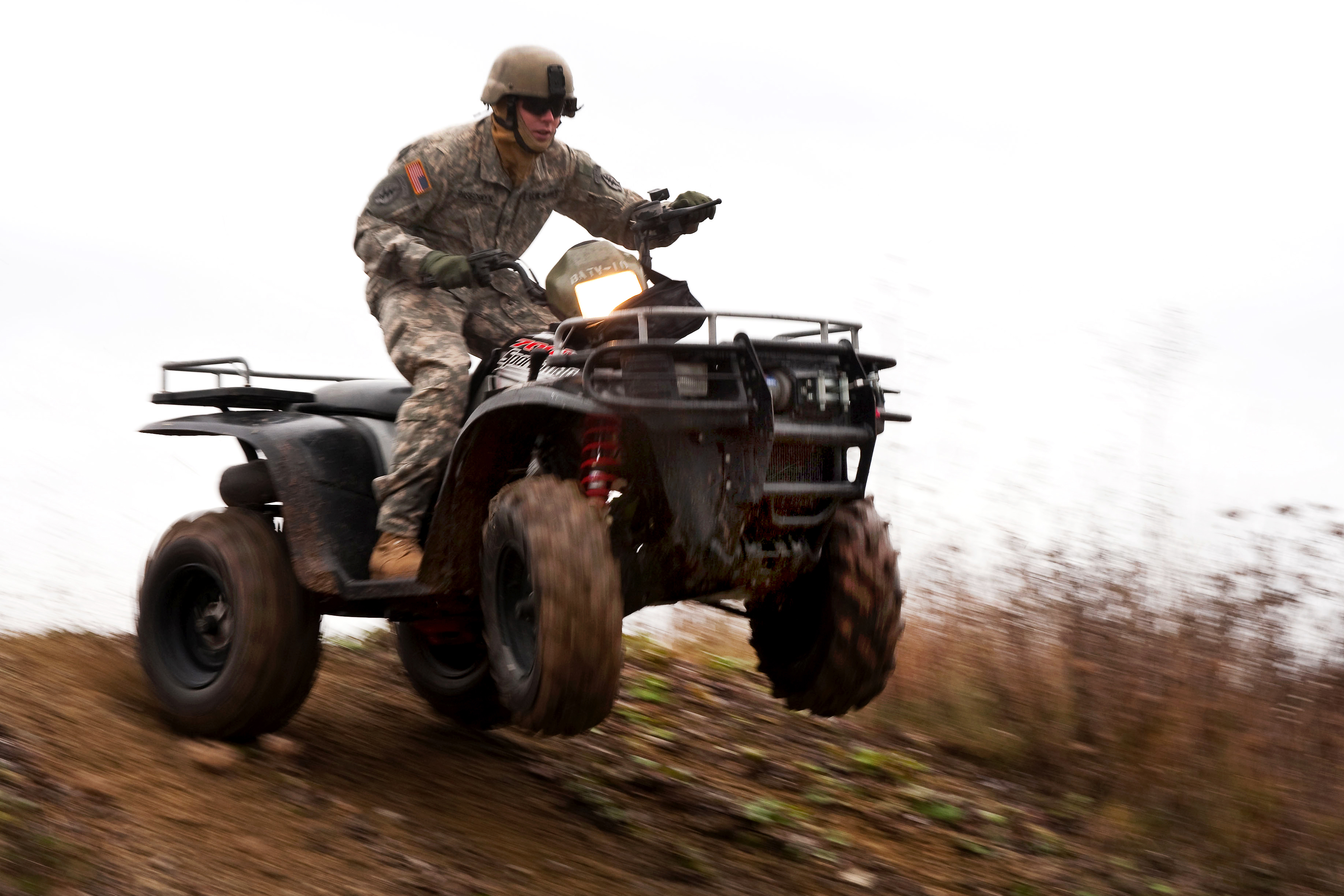 バギー ゲーム、おもちゃ 中古プラモデル 1 35 アメリカ M-ATV 耐地雷軽装甲高機動