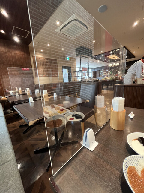 食彩健美 野の葡萄 沖縄店沖縄食材を使ったメニュー常設で ゆったりくつろげる店たびらい