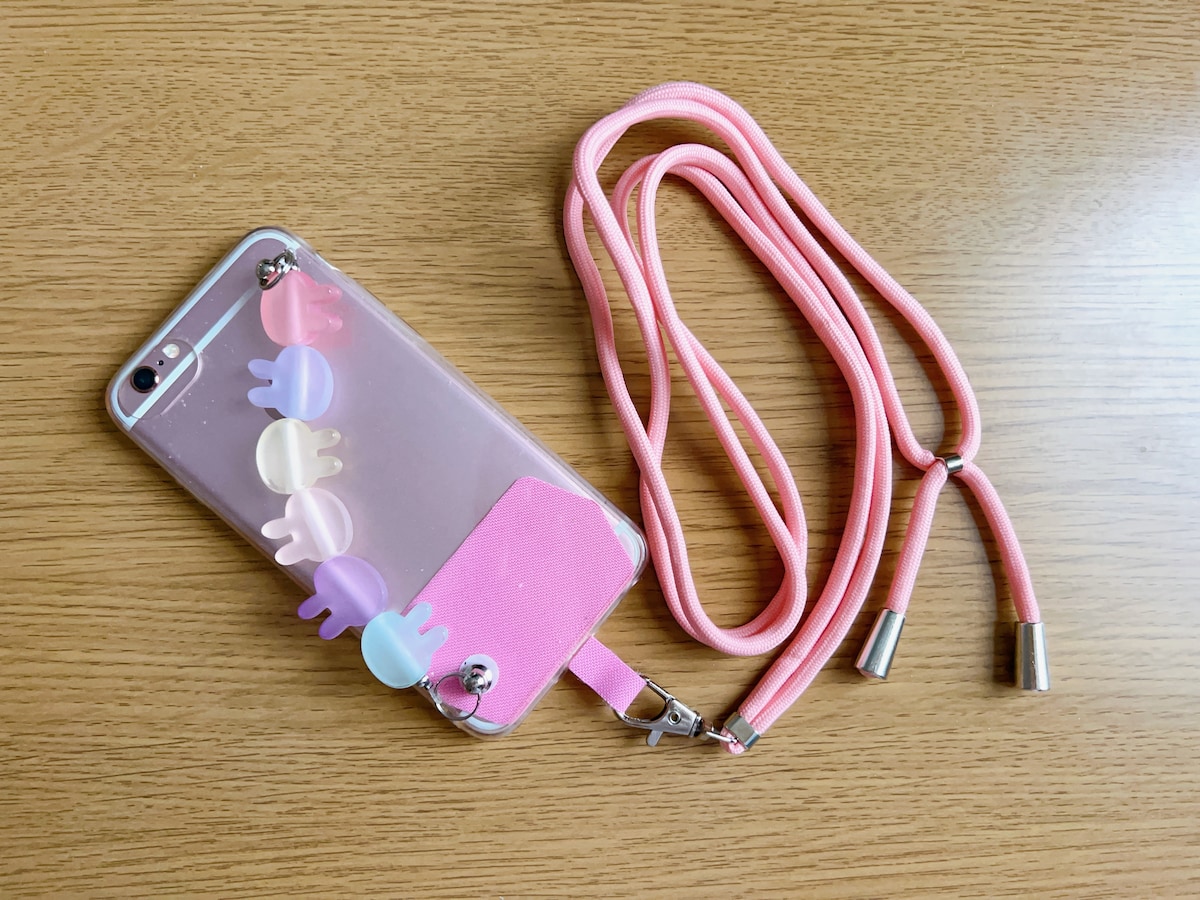 100均ダイソー ストラップ売り場はどこ？ハンドストラップや金具は売ってる