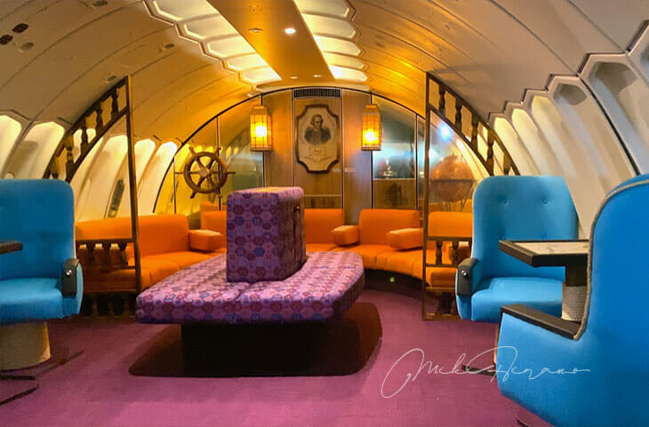 飛行機ファーストクラス」の1.7万点のロイヤリティフリー画像、写真素材、絵Shutterstock