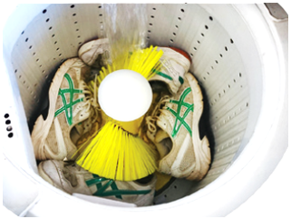 コインランドリーでスニーカーを洗う方法