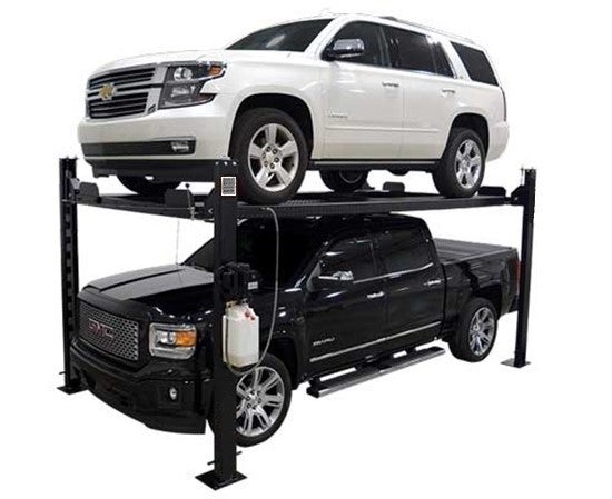 家庭用立体駐車場！！1台の駐車スペースに車2台