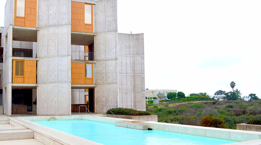 サンディエゴのルイス・カーンによる名作建築「ソーク研究所」が彫刻のように美しい。oh! my ブログ