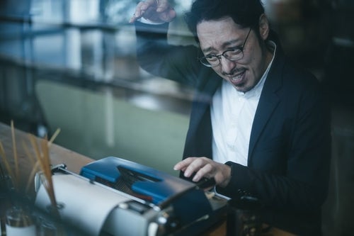 男性の写真素材7653枚 - フリー素材 ぱくたそ