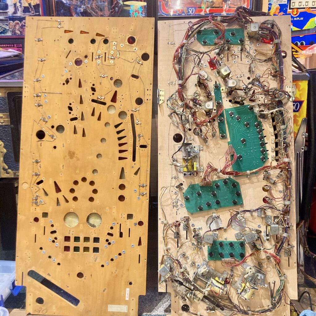 ピンボールマシーン レトロ レア 希少