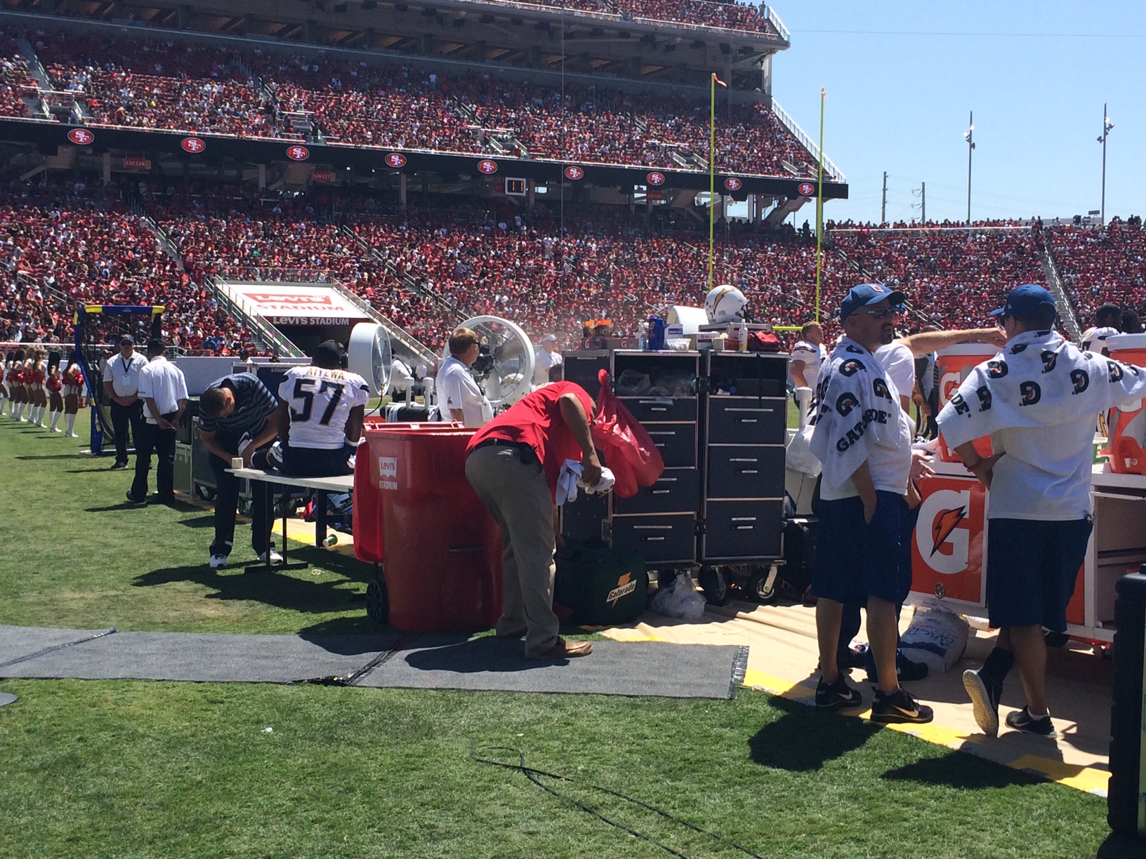 サンフランシスコ・49ersの観戦が便利なホテル リーバイススタジアム- チープトラベルズ・チケット