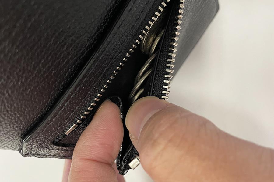 ラウンド中におすすめ ラルコバレーノ スマートミニウォレット