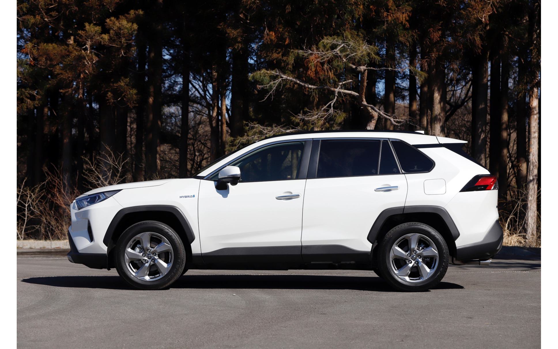 ミツオカの新型車バディのベース車がRAV4のワケとは！？ 開発者に直撃コラム MOTA