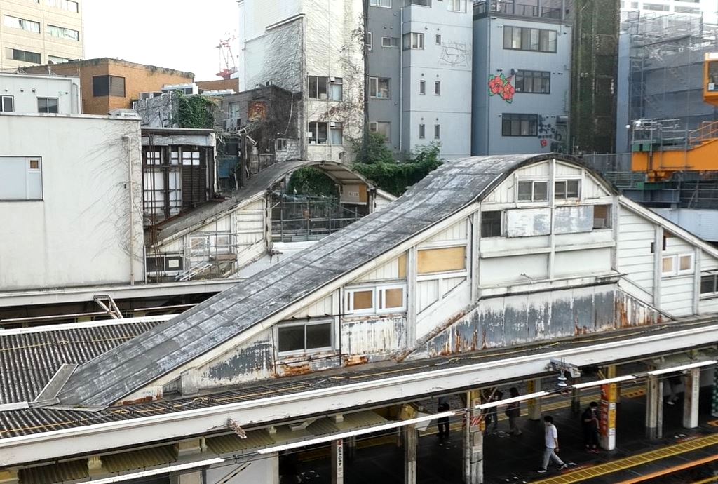 ＪＲ東日本 中央線「御茶ノ水駅」の大規模な改良工事 2015年5月末の建設状況: 東京・大阪 都心上空ヘリコプター遊覧飛行