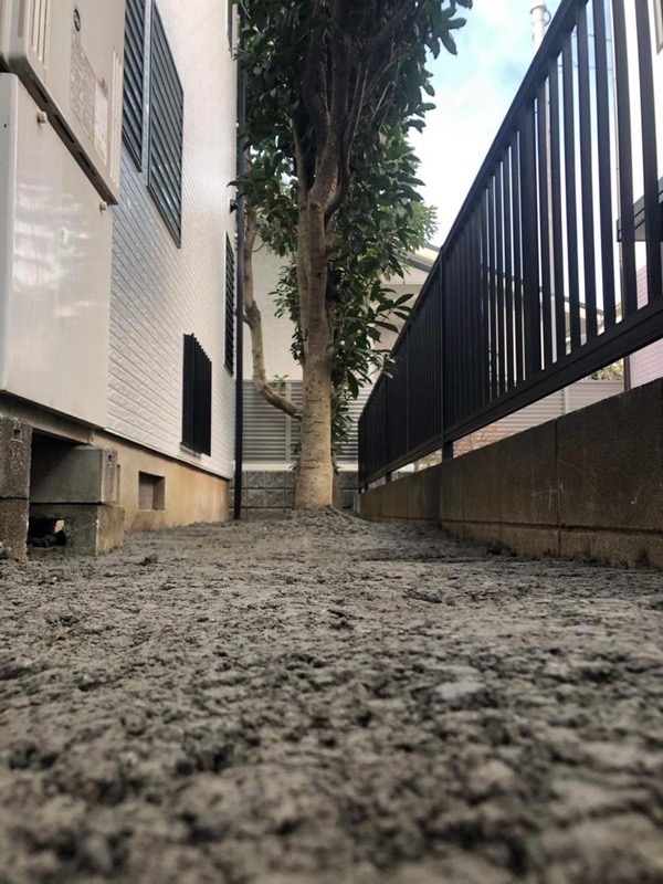 「カインズのオワコンはどんな感じで展示されるの？」透水・保水サンプル雑草・ぬかるみ対策「オワコン」生コンポータル